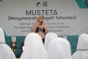 Pengurus RITMA Putri Periode Kedua Resmi Dikukuhkan; Pengasuh Tekankan Pentingnya Menjadi Teladan