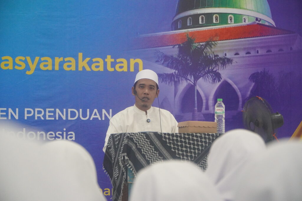 Pembukaan Kuliah Umum Kemasyarakatan: Santri Diajak Memaknai Liburan