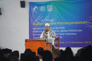 KH Dr. Ahmad Fauzi Tidjani Tutup Kuliah Umum Kemasyarakatan dengan Pesan Mendalam bagi Santri.